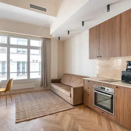 Appartamento Chic Duplex For 4 In Vibrant Bastille *